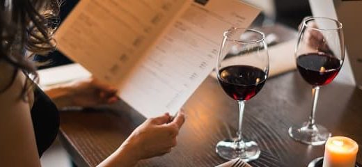 Lista de vinos para el menú o carta de un restaurante