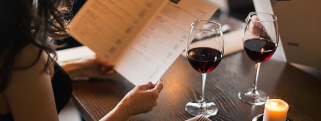 Lista de vinos para el menú o carta de un restaurante